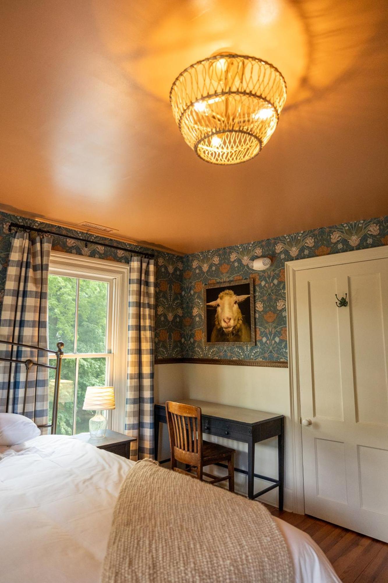 Wilder House Berkshires Bed & Breakfast Sheffield Екстериор снимка