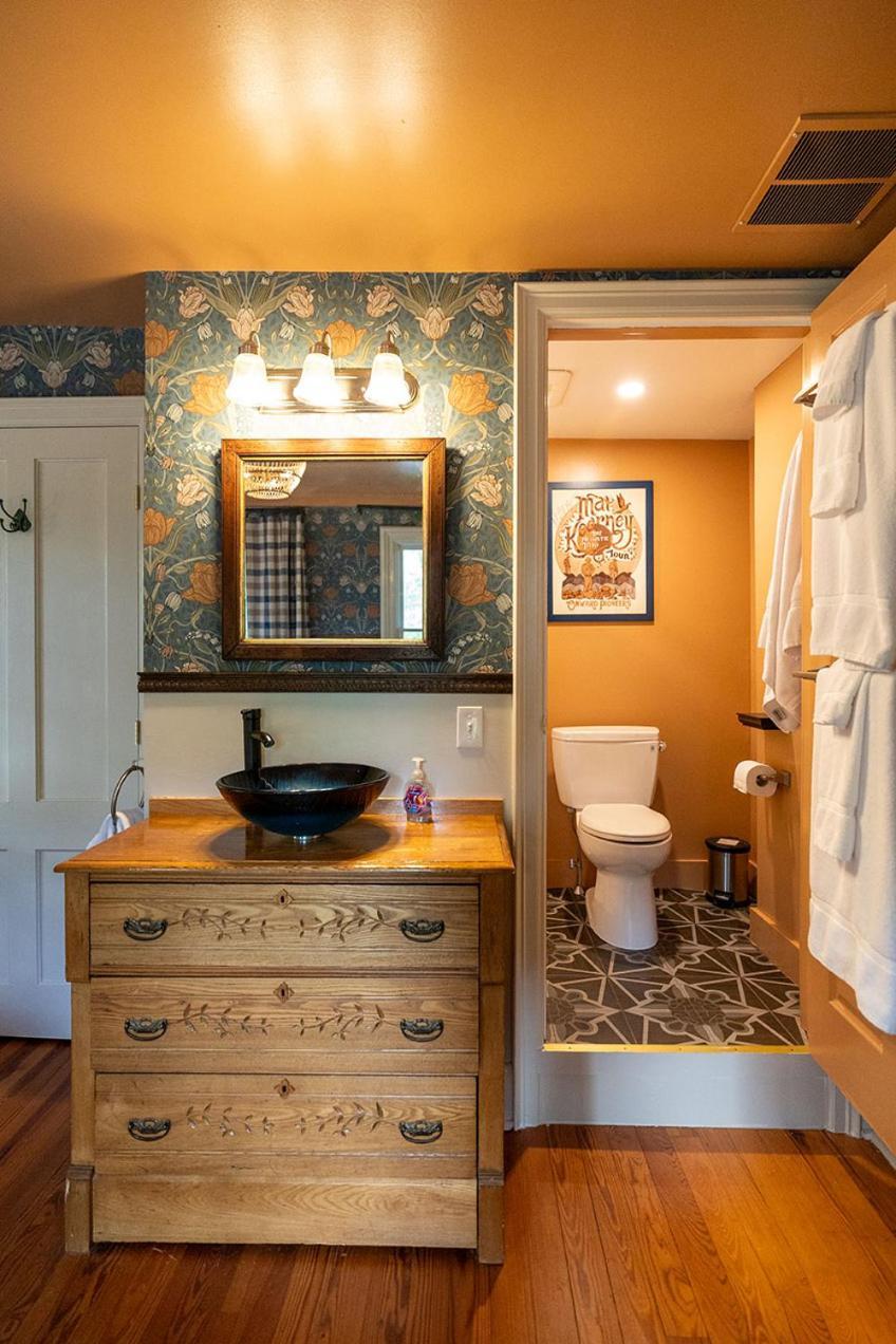 Wilder House Berkshires Bed & Breakfast Sheffield Екстериор снимка