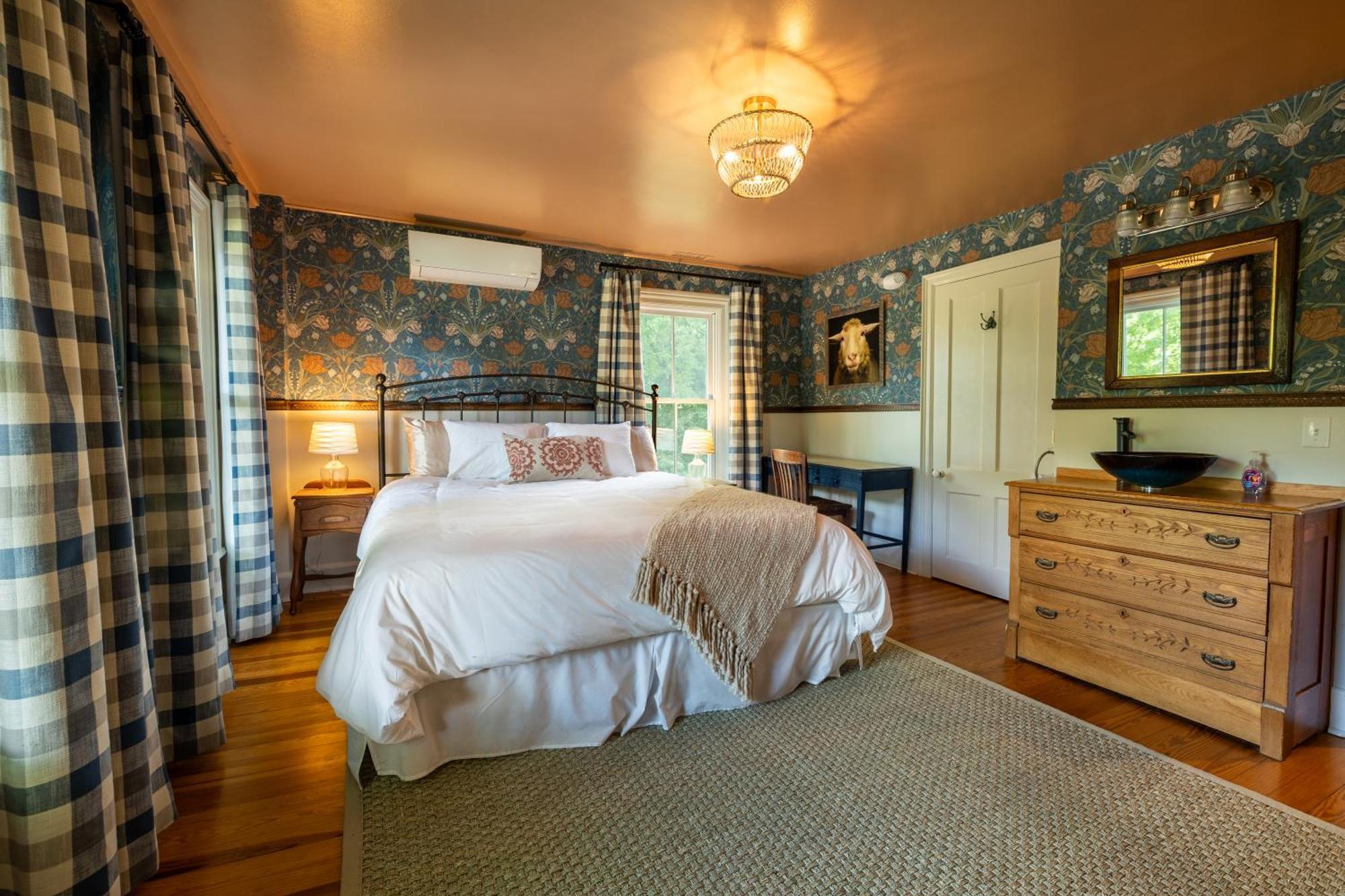 Wilder House Berkshires Bed & Breakfast Sheffield Екстериор снимка